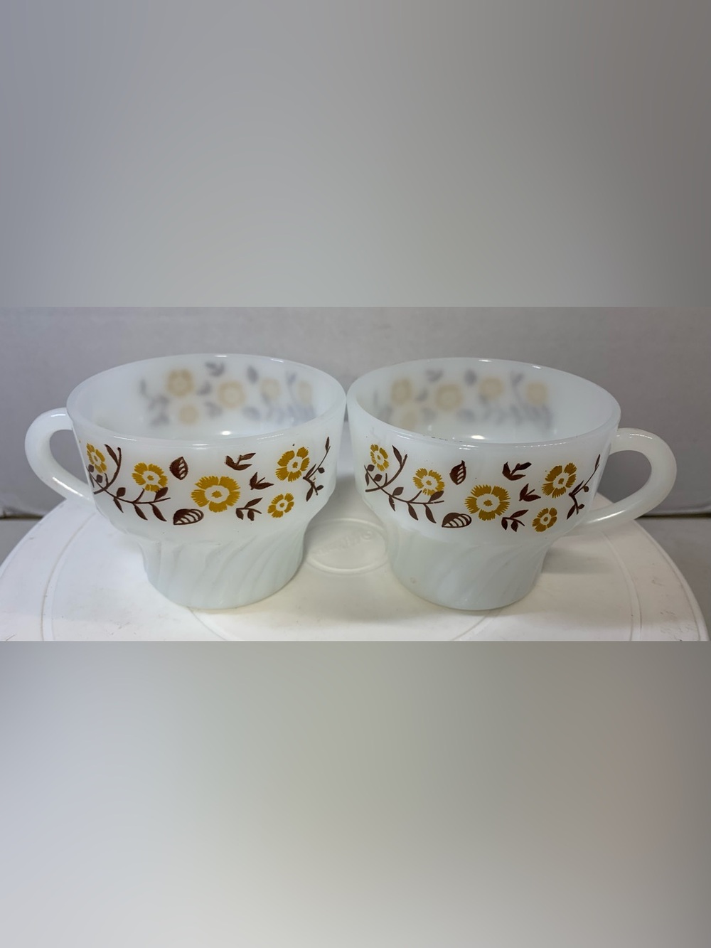 Vintage Termocrisa Dynaware Set of 2 Coffee Floral Theme 8oz Mugs          3882